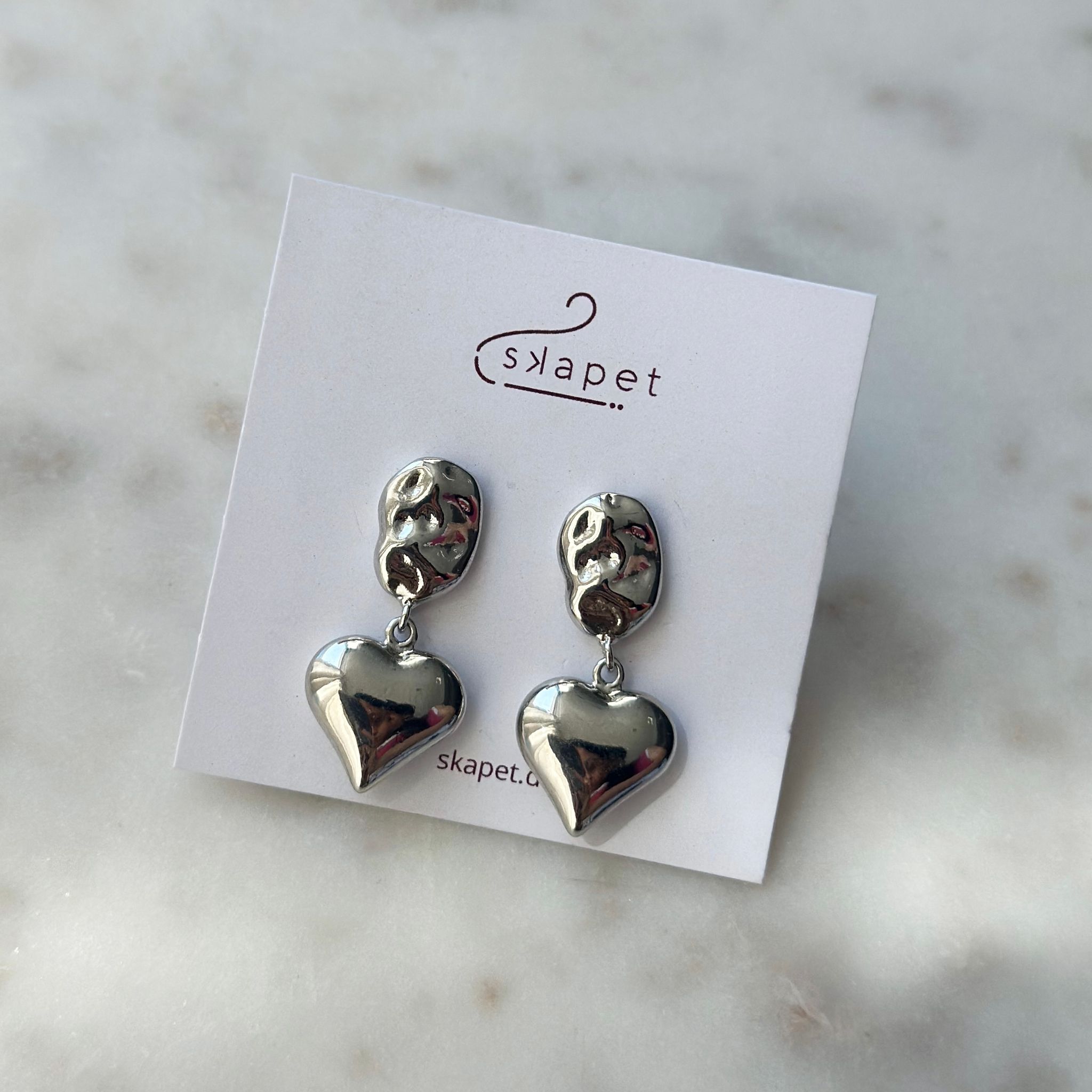 Silver Love Earrings_1