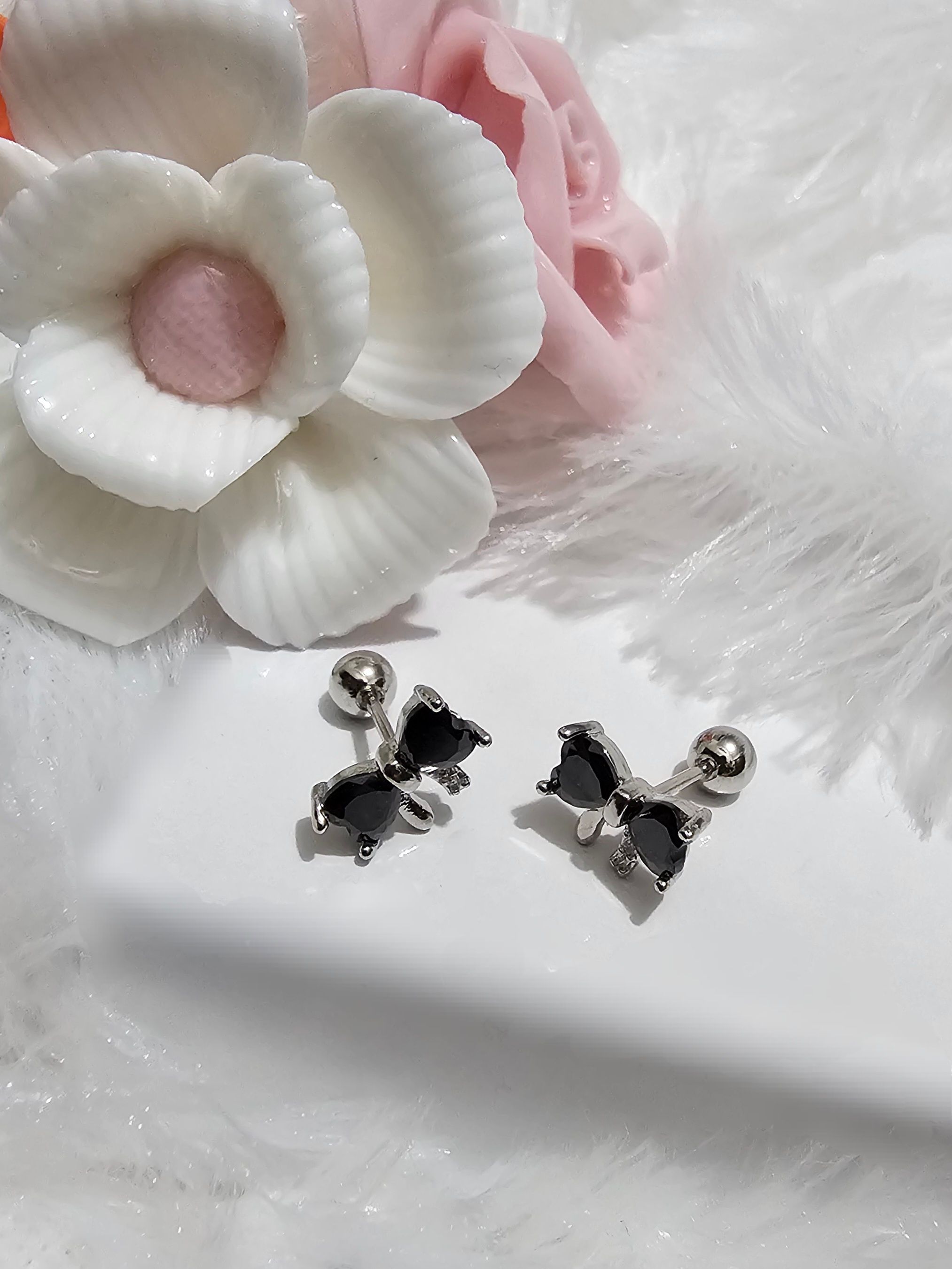 SS AD Black Stone Ear Stud_0