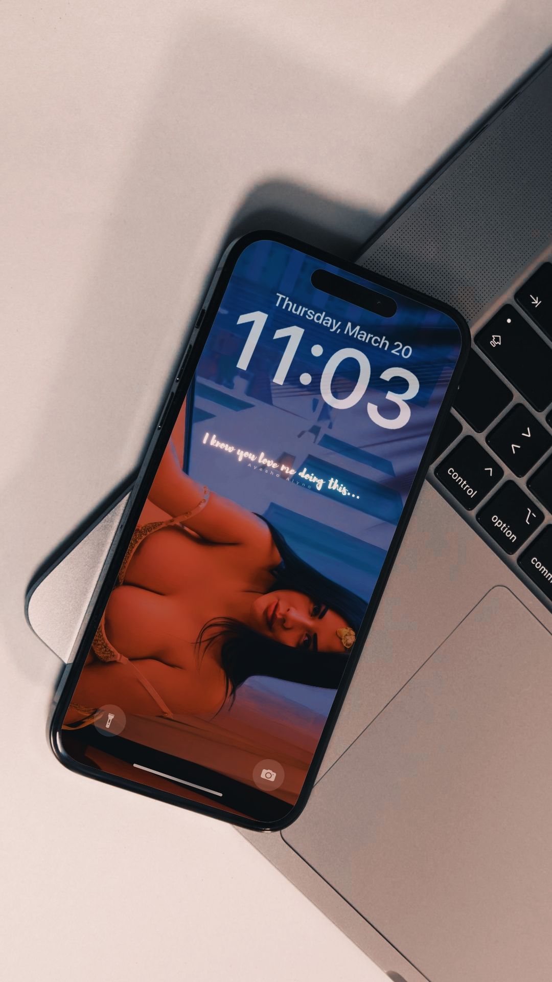 Bridal Seduction | WALLPAPER | 4K/UHD_0