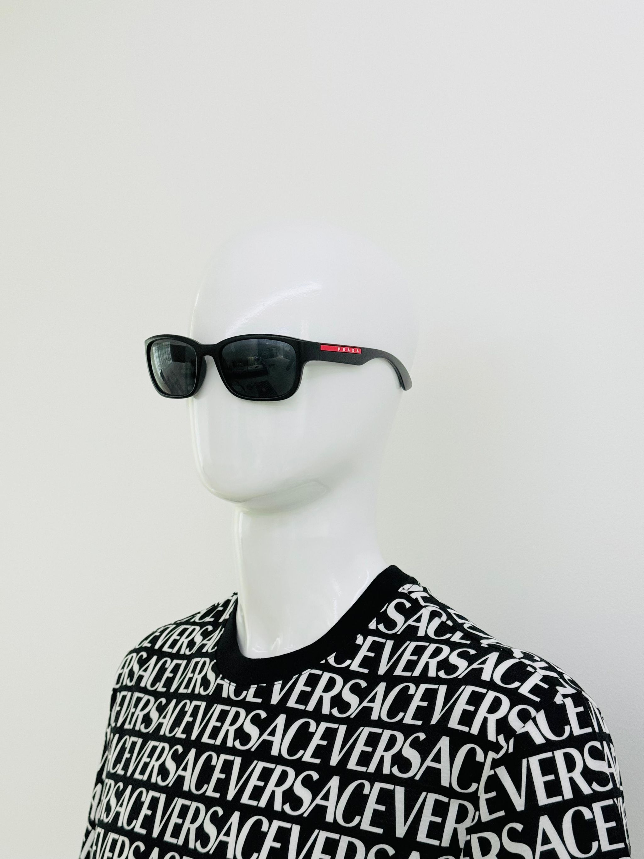 Óculos Prada linea rossa _4