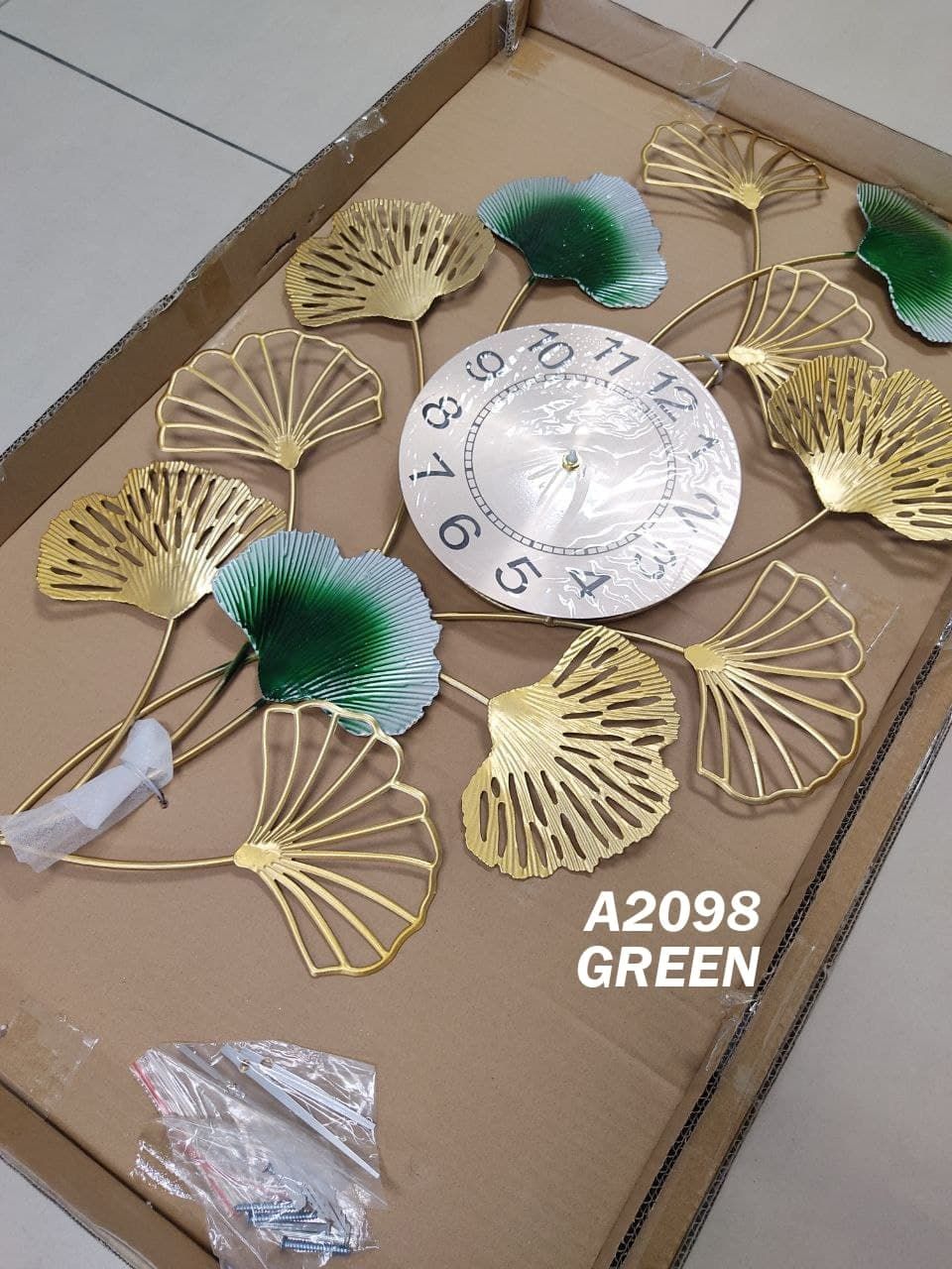 CLOCK IRON WALL DECORATION A2098_7