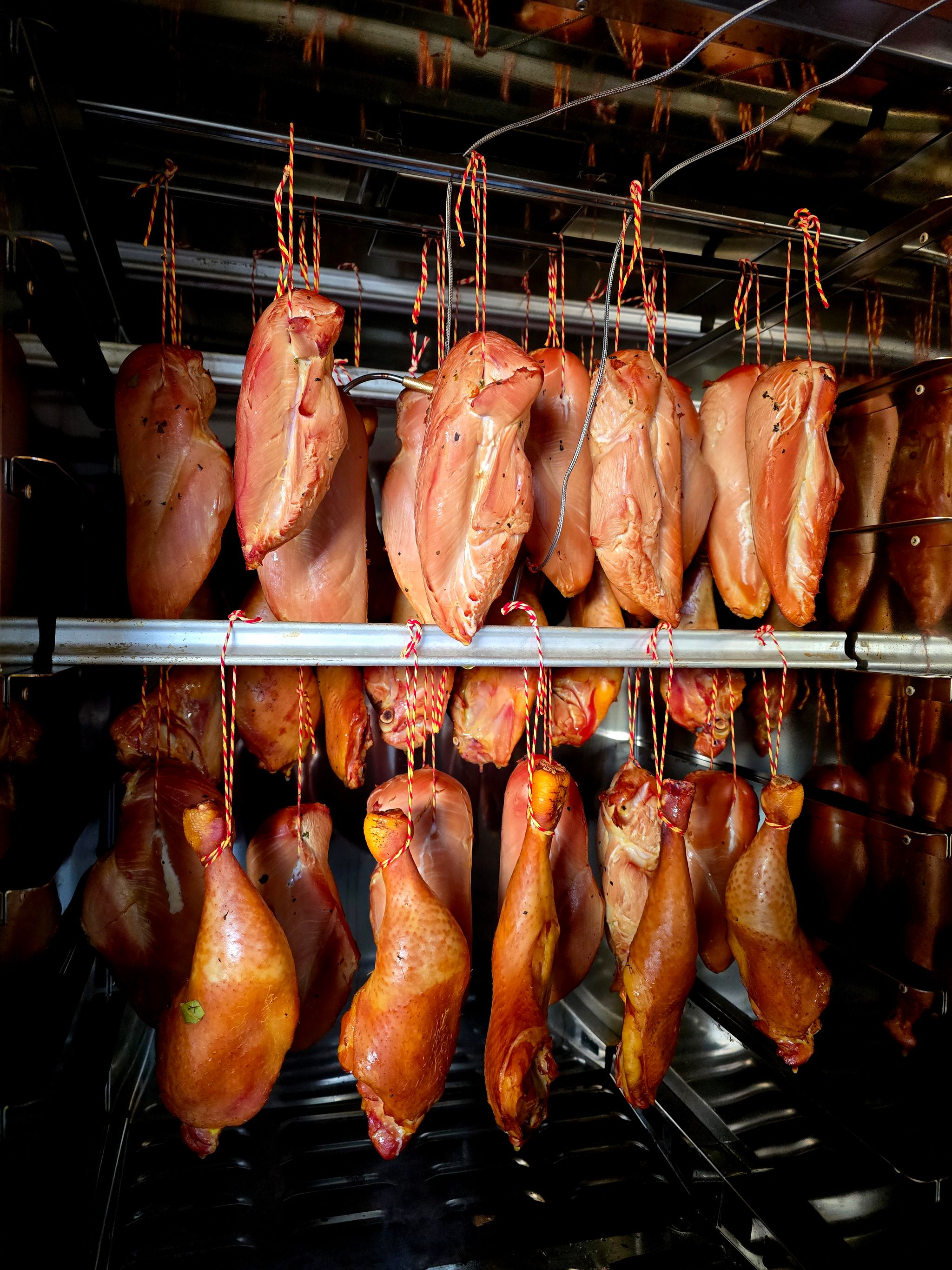 Piept de Pui cu fistic - 95 Lei / Kg_2