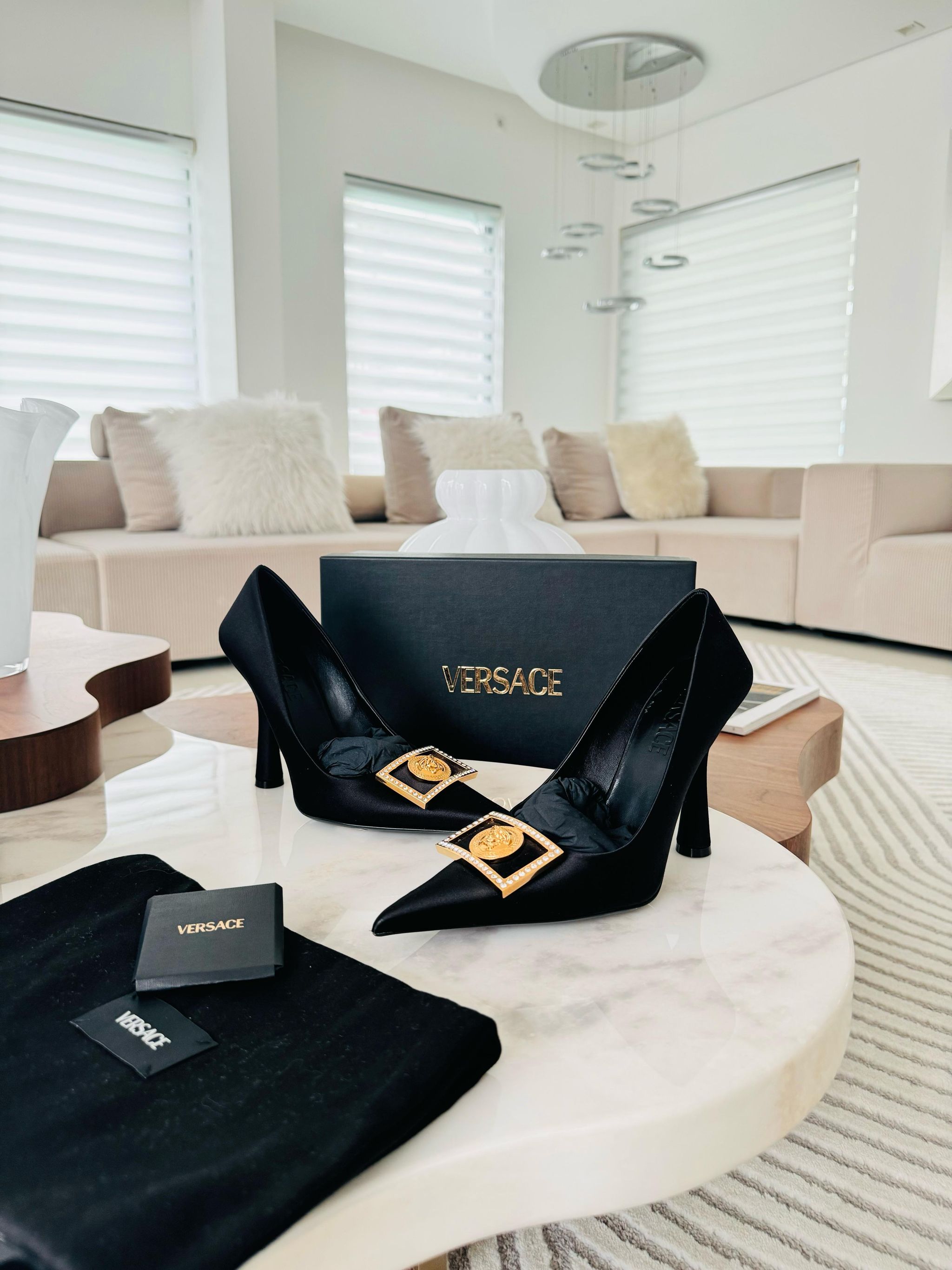 Versace lá medusa limited edition heels _1