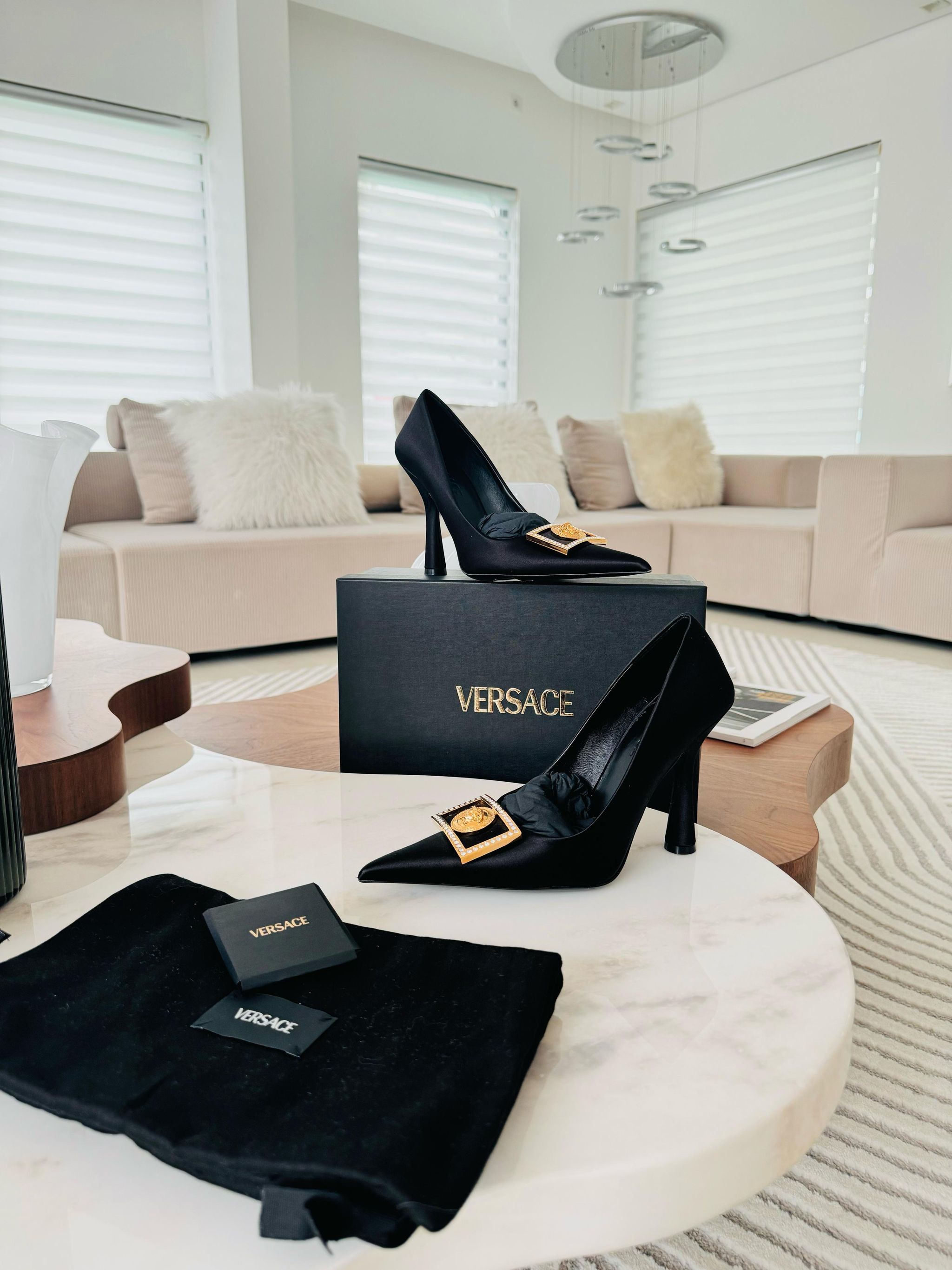 Versace lá medusa limited edition heels _2