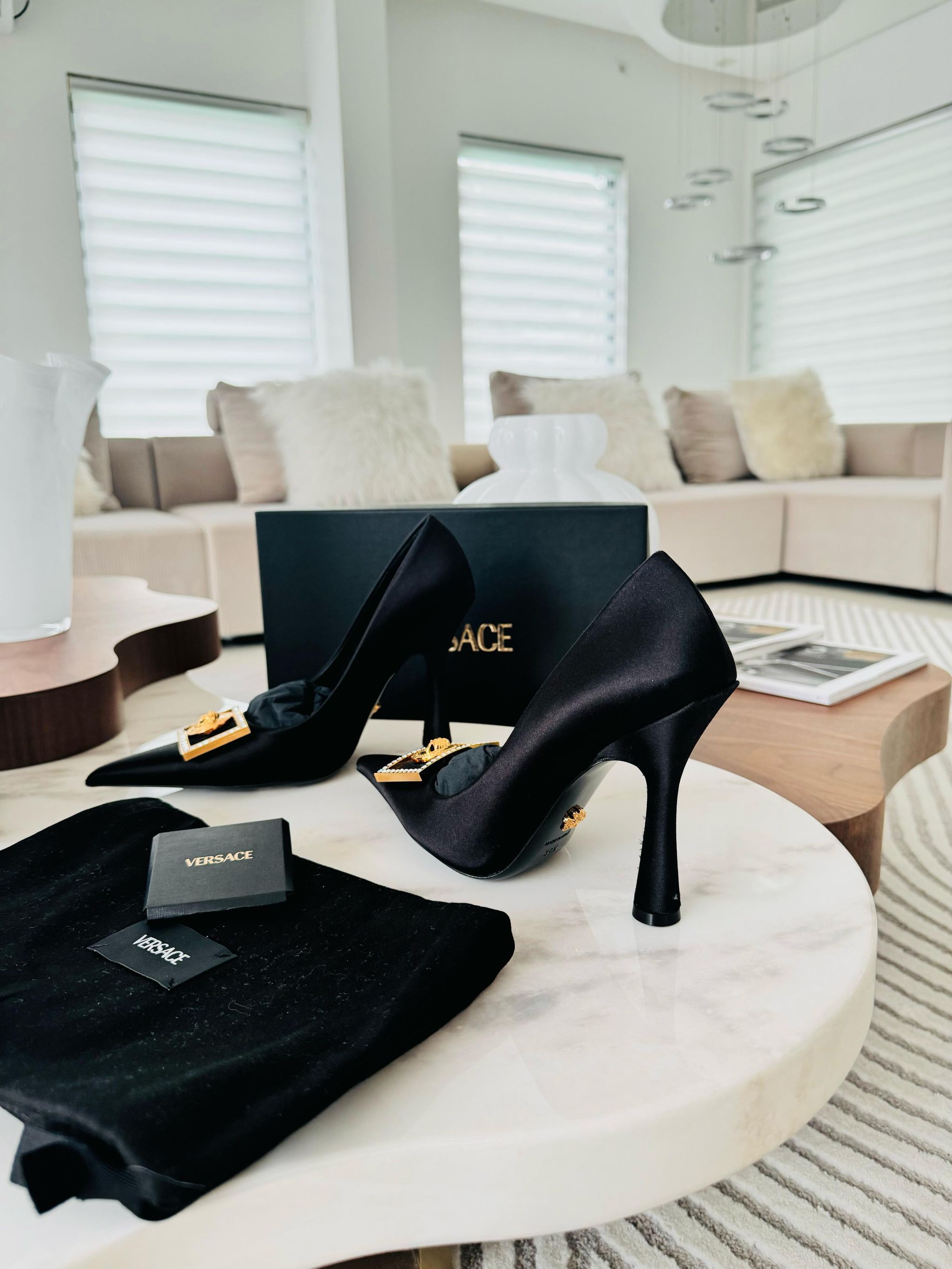 Versace lá medusa limited edition heels _3