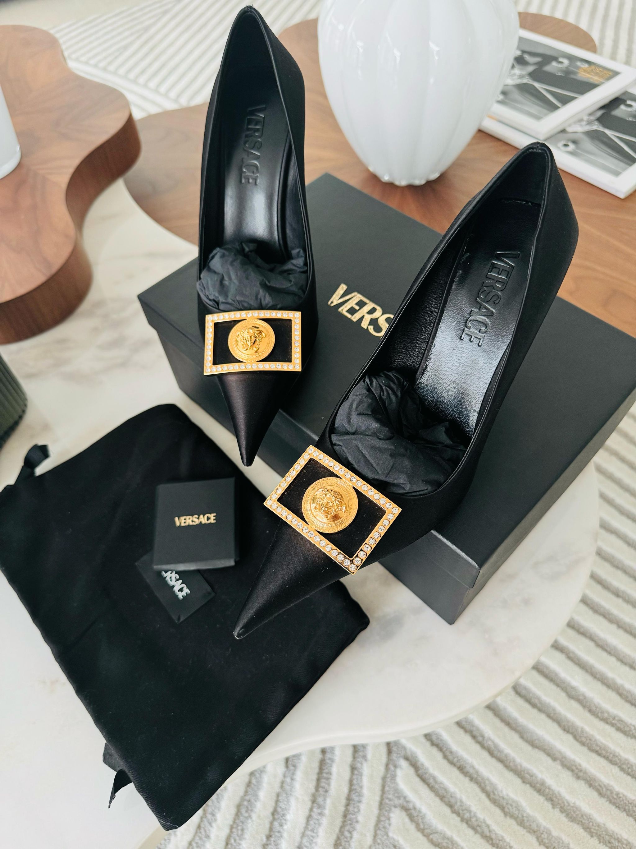 Versace lá medusa limited edition heels _0