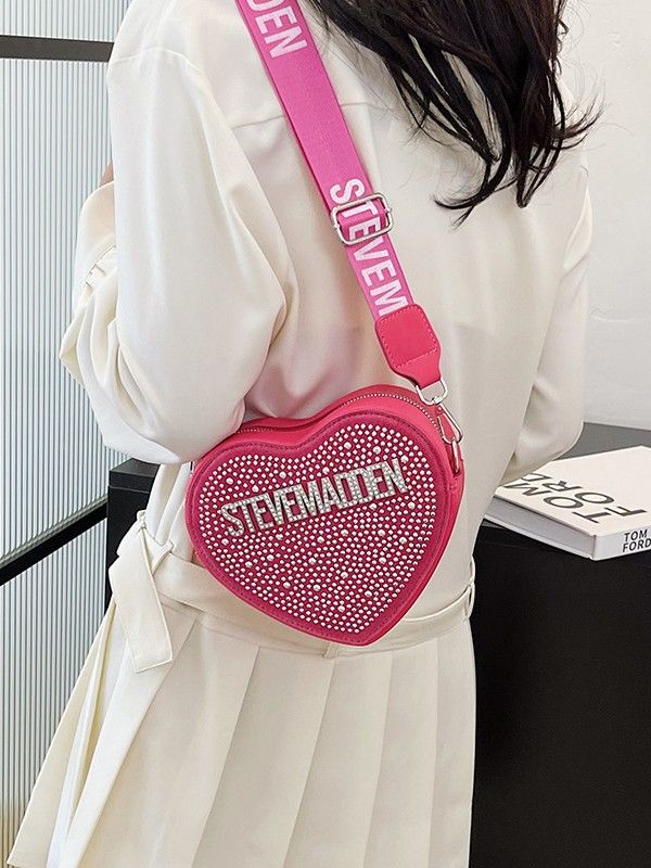 Steve Madden Heart-Shaped Crossbody Bag – Chic & Playful Accessory 💖👜_8