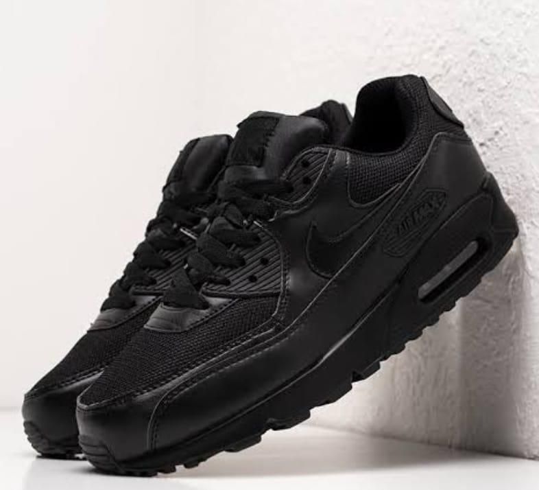 Nike Air Max – Iconic Comfort & Style for Adults_10