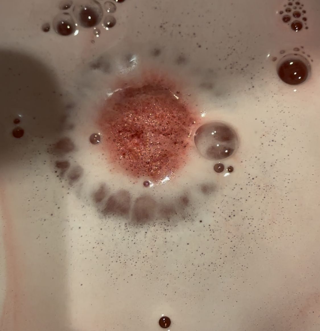 FF Bath Bomb - Berry In Love_1