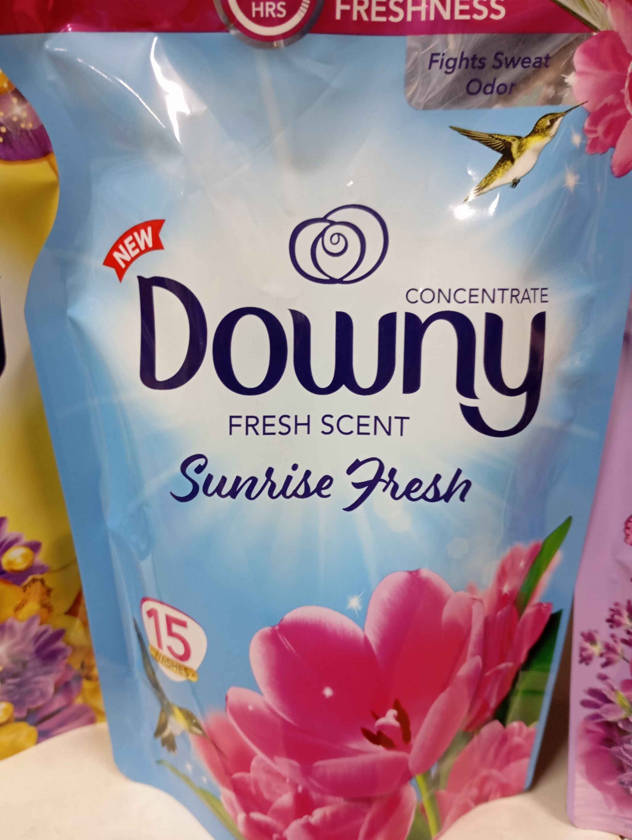 DOWNY FABRIC FRESHENER 300ML_1