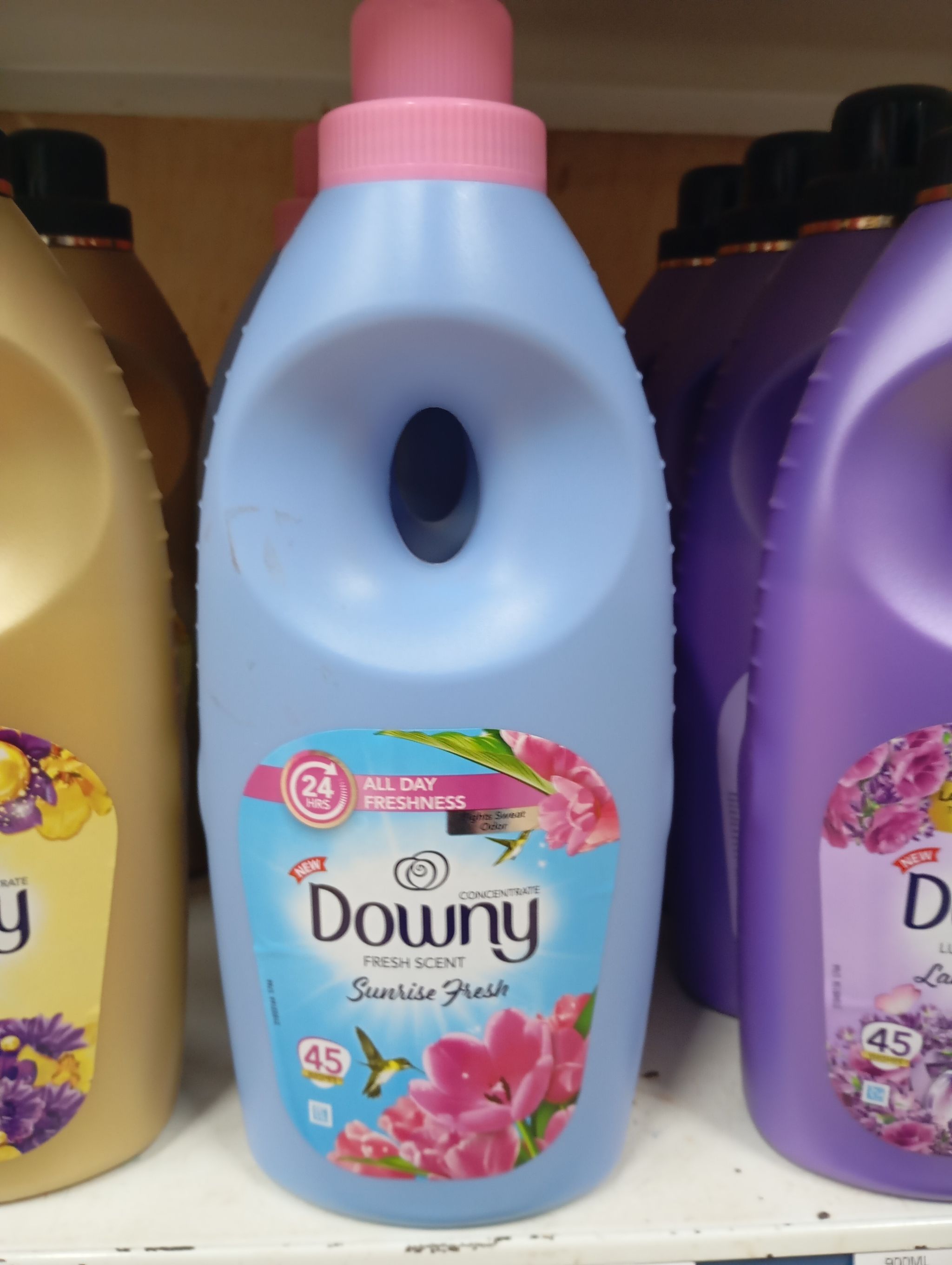 DOWNY FABRIC FRESHENER 900ML_2