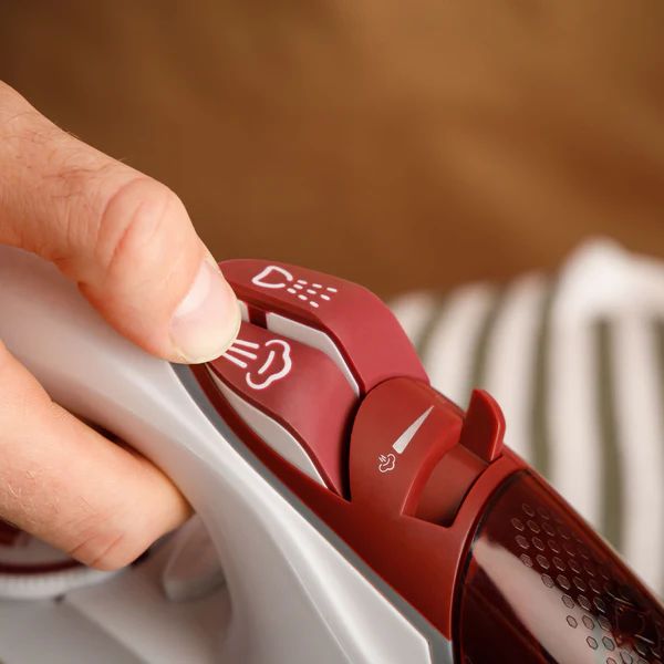 STEAM IRON - SOLAC - PV2040_2