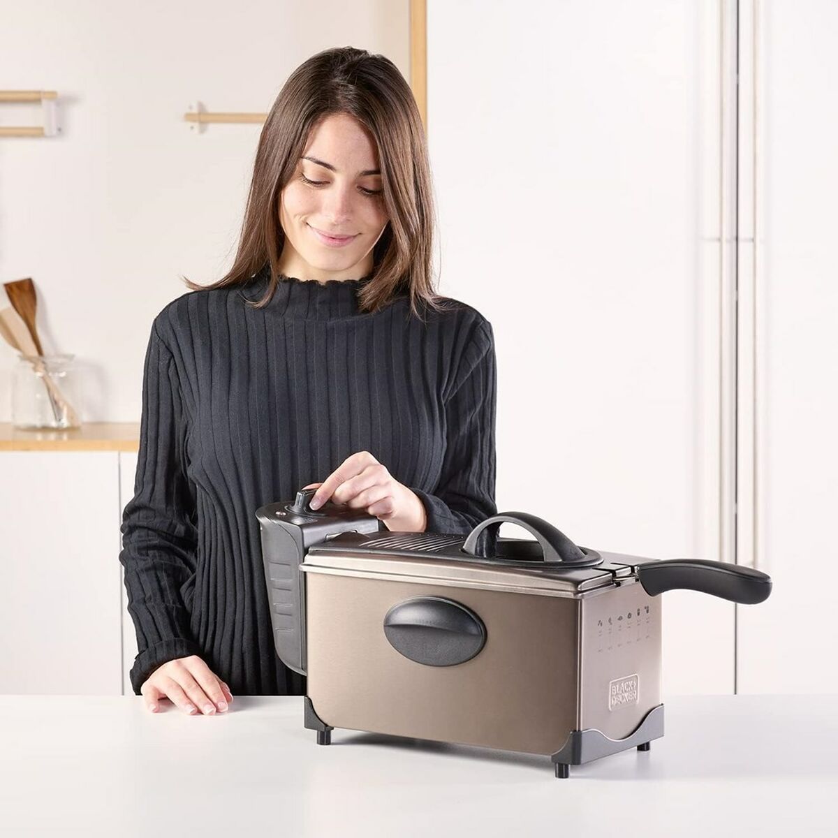 DEEP FRYER- BLACK & DECKER- BXDF2100E_0