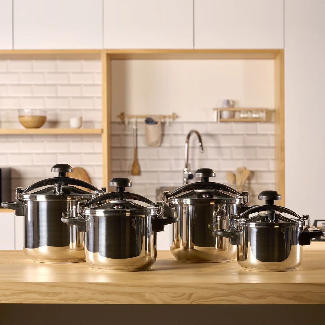 PRESSURE COOKER -TAURUS- MOMENTS CLASSIC 10L_6