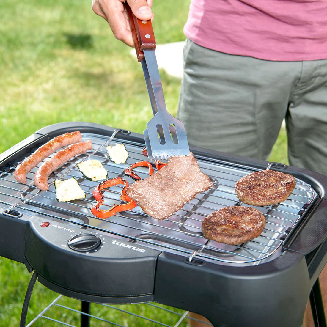 BARBECUE -TAURUS- MAXIM'S PLUS_5