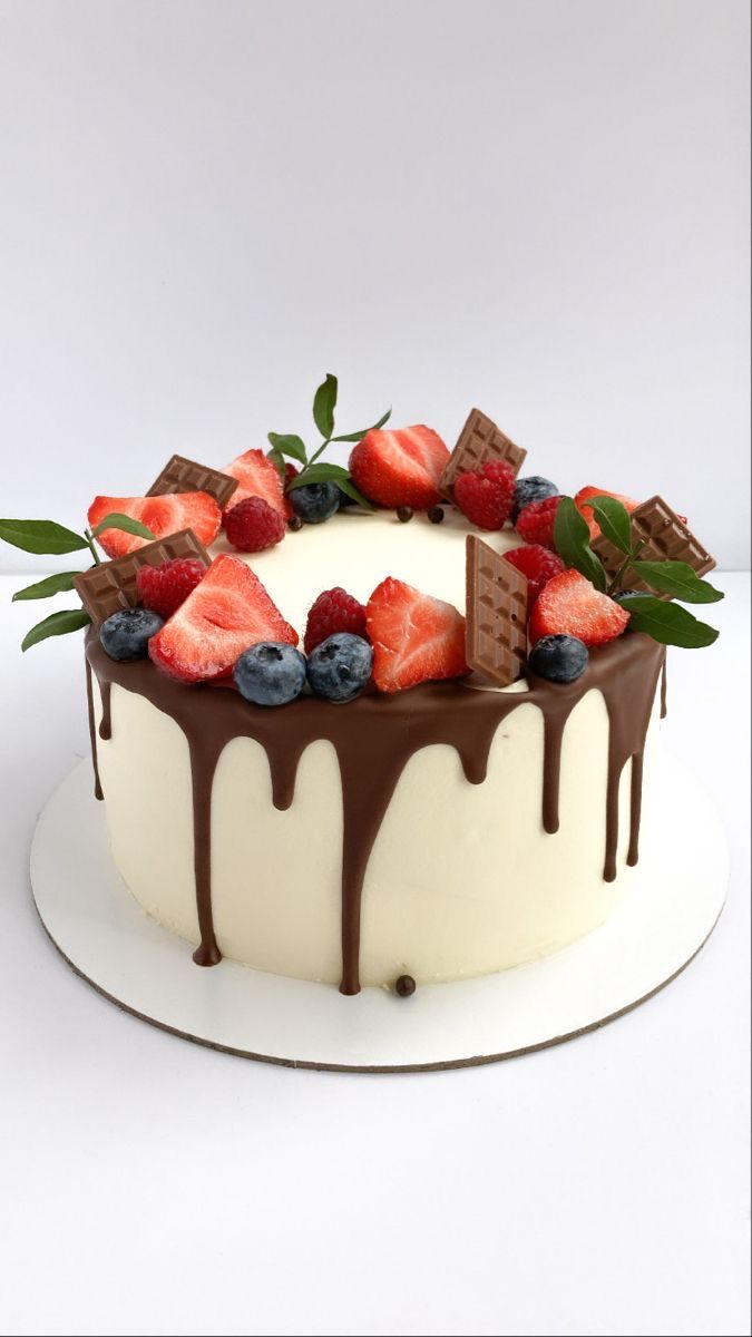 8 inches 1 layer Decadent Whipped cream Cake  _0