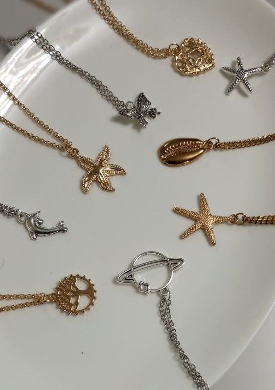 Pendant necklaces by The Charm Lab_0