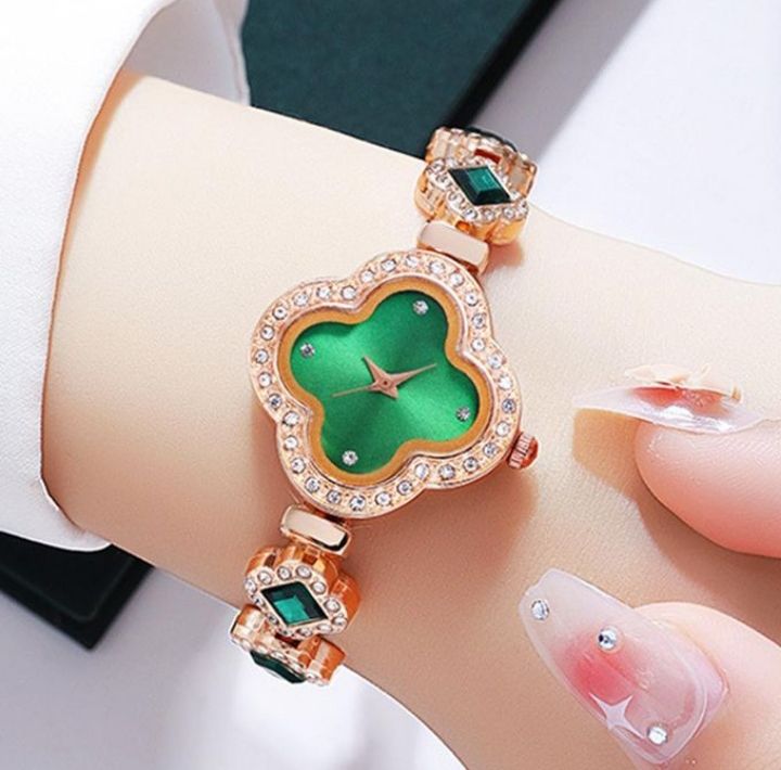 Girls Fashion Bracelet Watch Luxury Emerald Women Quartz Watch_0