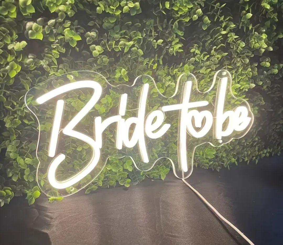 Bride to Be Neon Sign_1