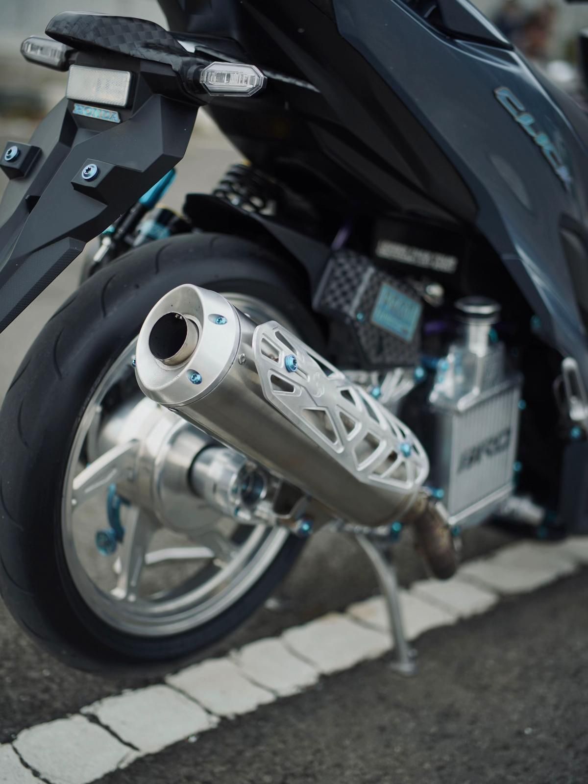 VARIO 125 CBS ISS 2023_9