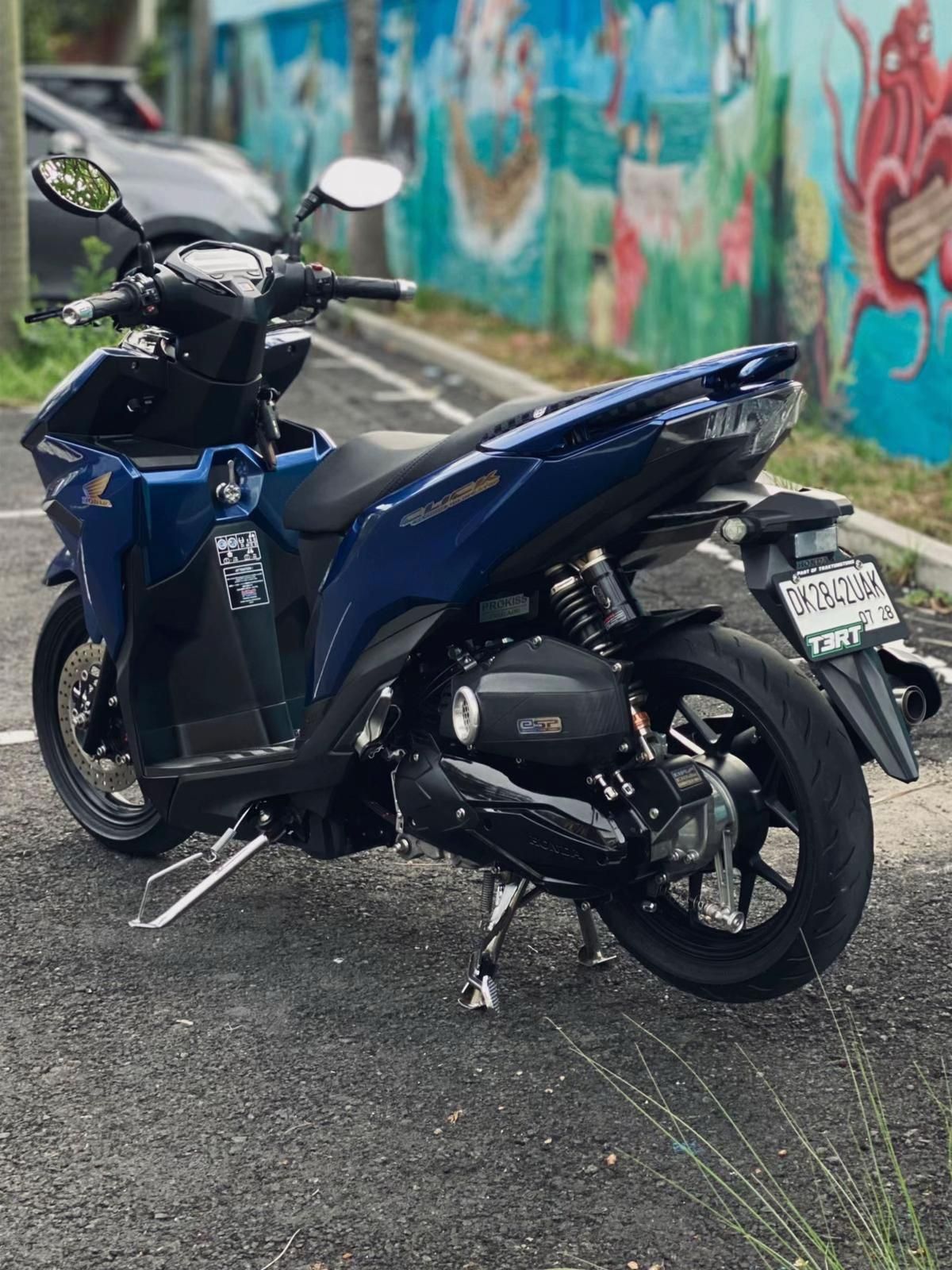 VARIO 125 CBS ISS 2023_4