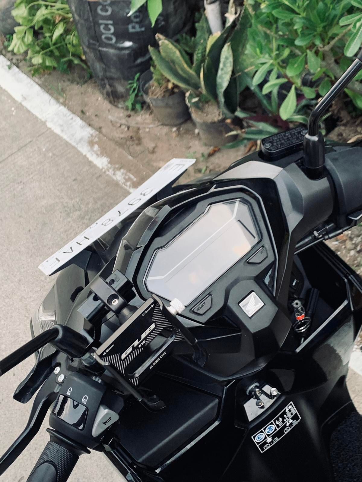 VARIO 125 CBS ISS 2024_6
