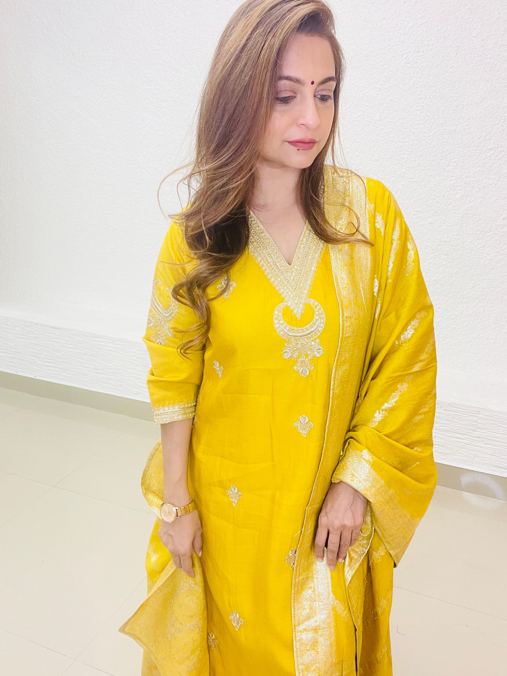 Mustard Dola Silk Set_1