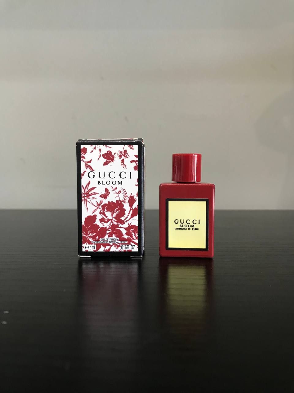 Red Gucci bloom miniature perfume (5ml)_0