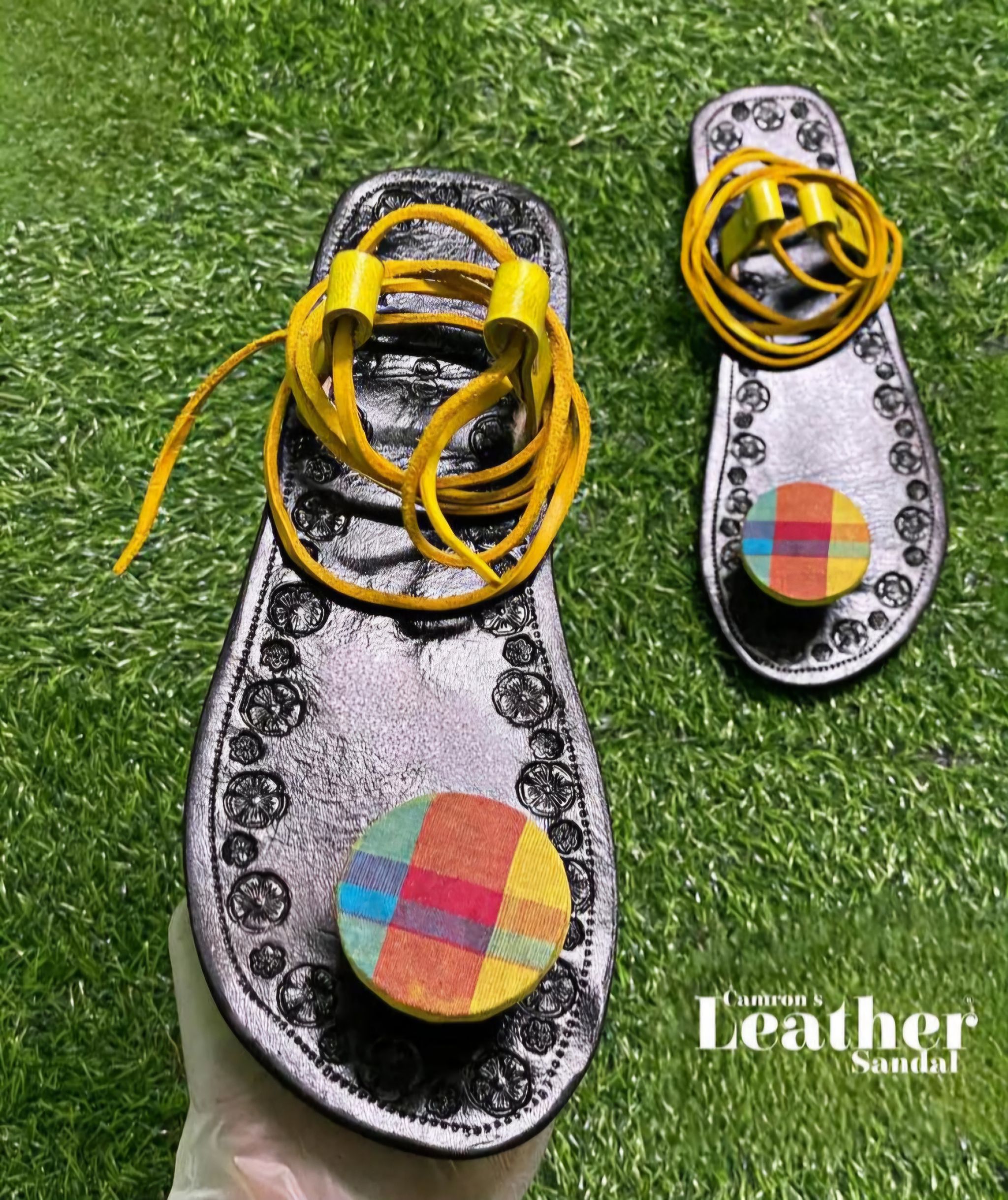 Madras Round Toe-Ring Sandal_0