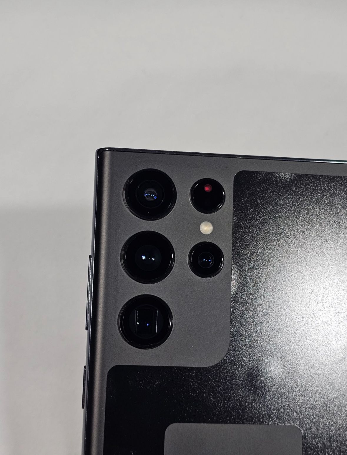 Samsung Galaxy S22 Ultra - Phantom Black 256GB_6