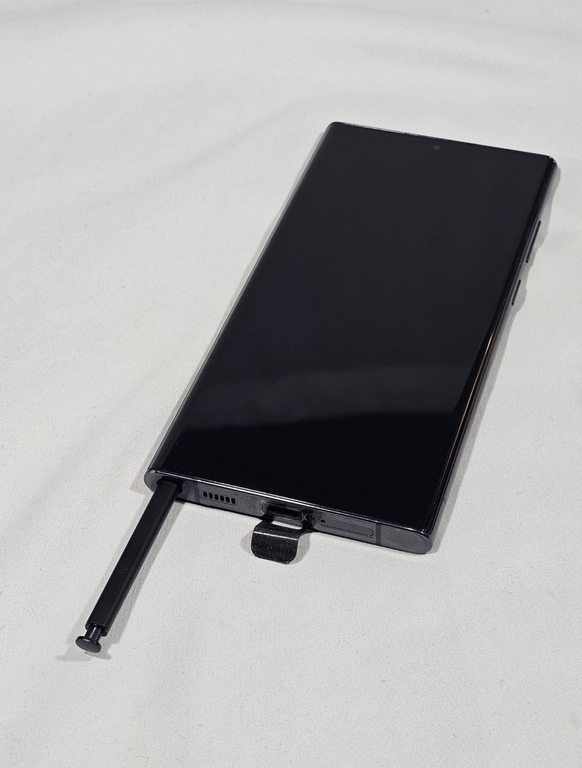 Samsung Galaxy S22 Ultra - Phantom Black 256GB_3