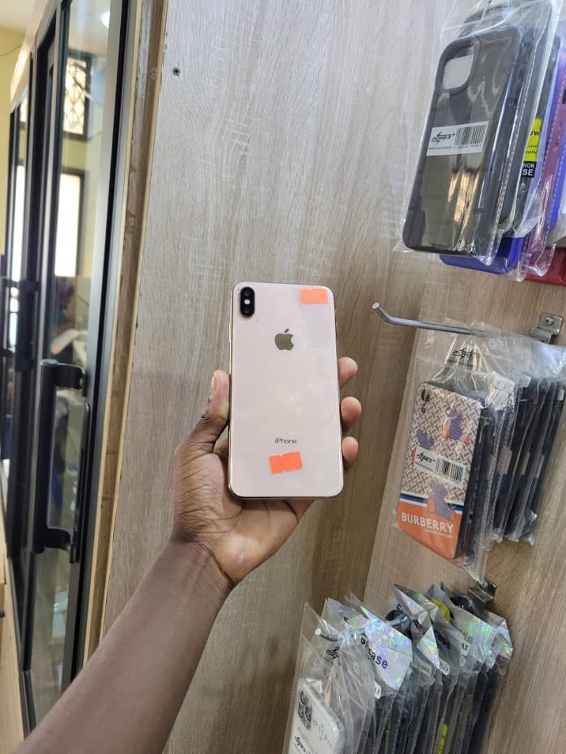 iPhone Xsmax _0