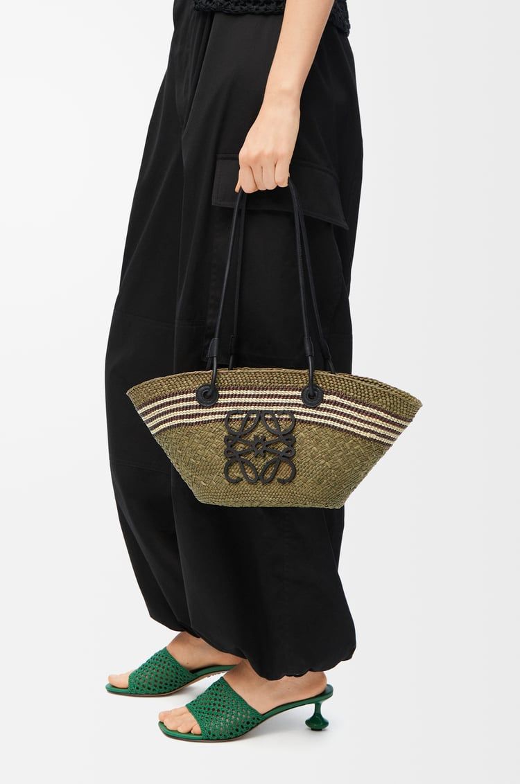 Limited edition - Loewe small anagram green raffia bag  _1