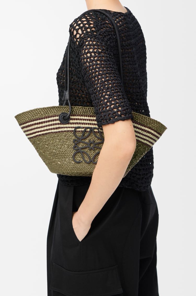 Limited edition - Loewe small anagram green raffia bag  _0