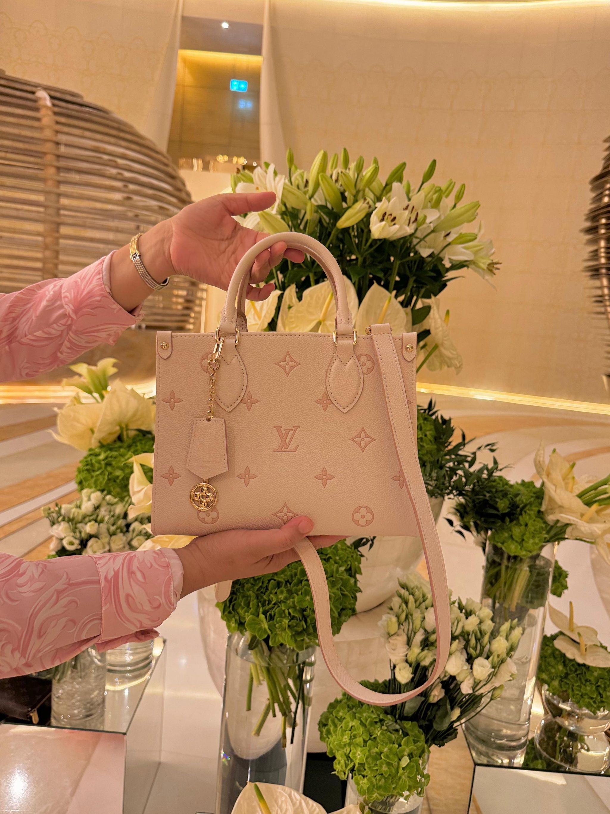 Bolsa Louis Vuitton on the go _2