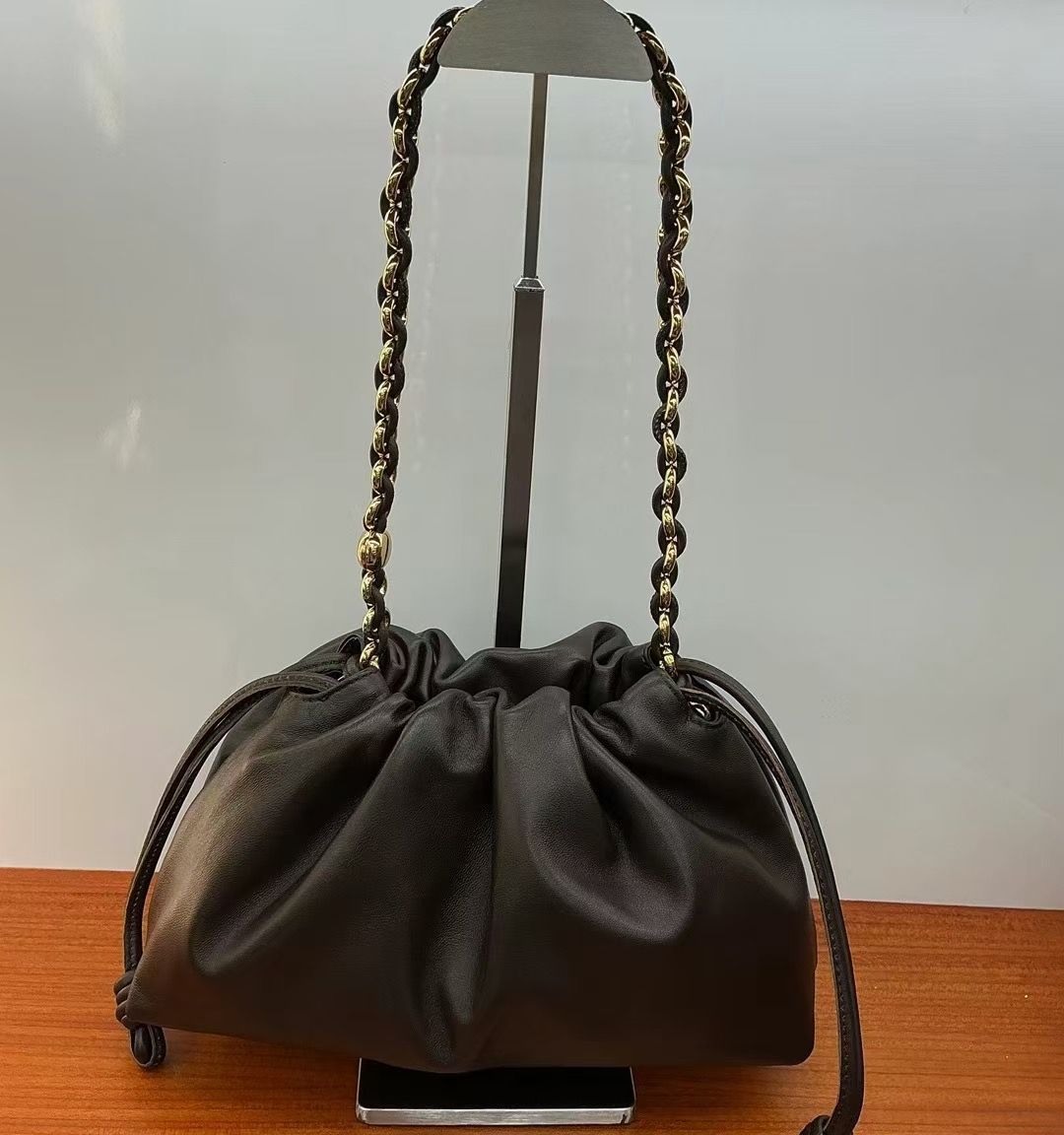 Cloud Bag in Lambskin_2