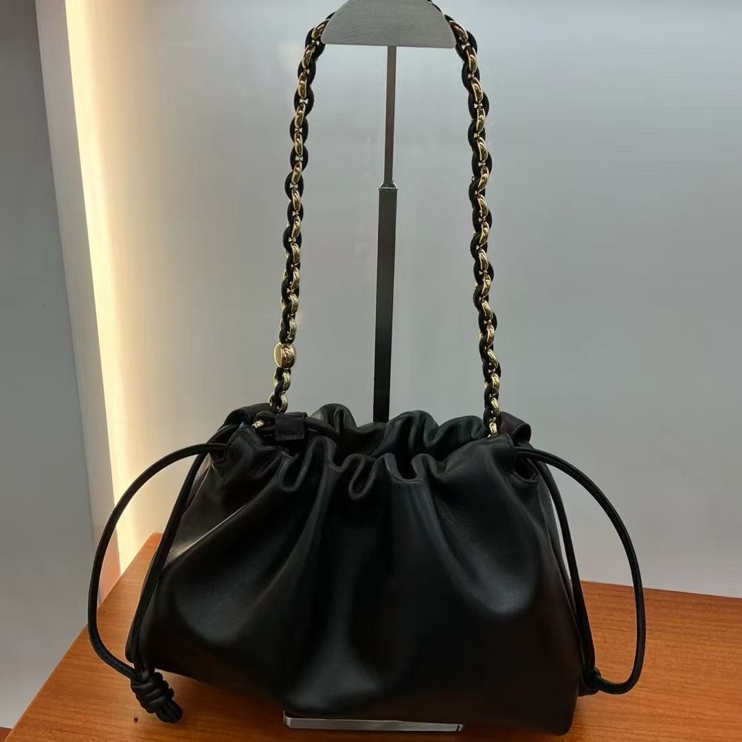 Cloud Bag in Lambskin_3