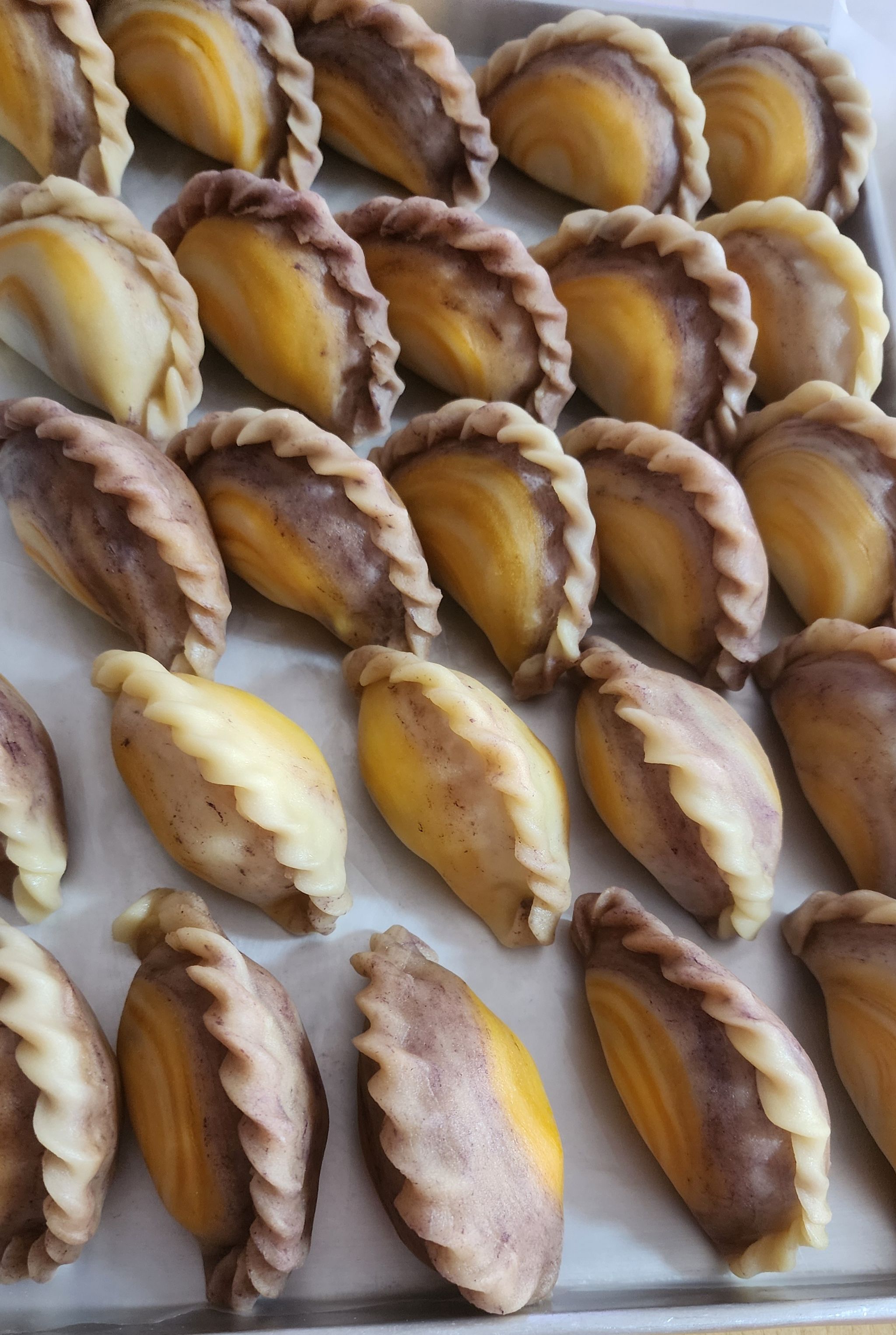 Taro pumpkin with Mochi puffs! 65 to 70g each! 5 pcs $10, 10 pcs $18_3