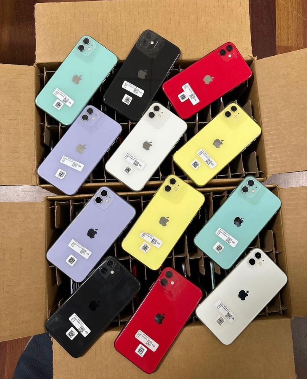 Iphone 11 64 Go (venant presque neuf - Garantie 3 mois sauf écran)_1
