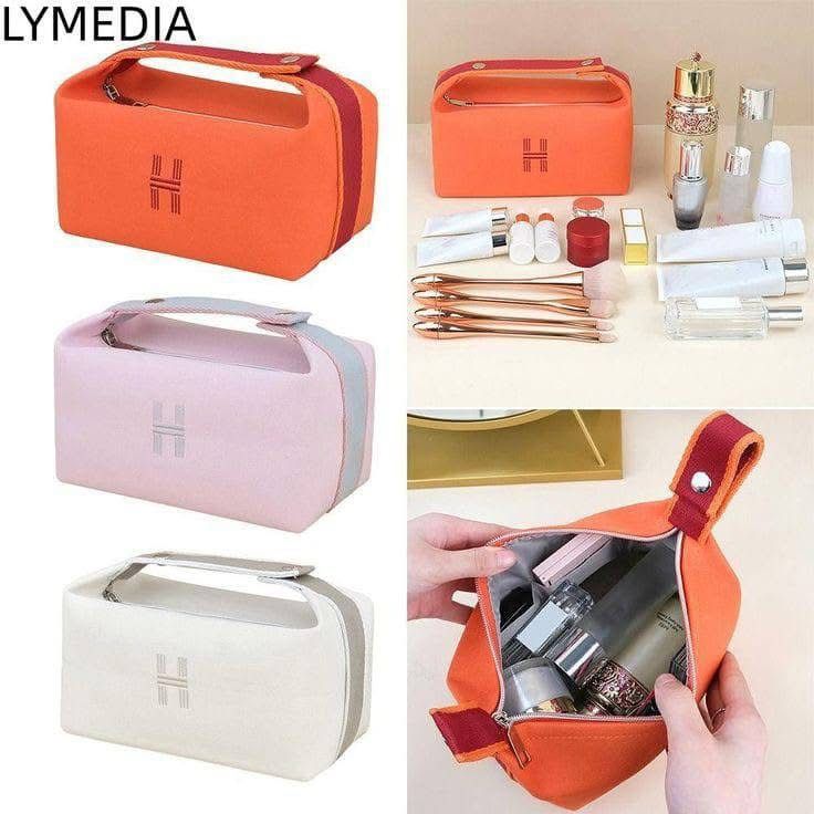 Sac de rangement maquillage et soins_3