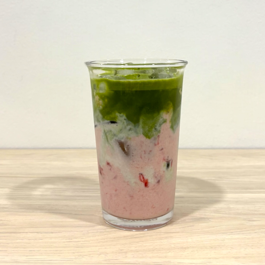 Strawberry Shortcake Matcha Latte_0