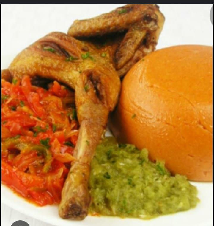 Pâte rouge + poulet complet - ATTIEKE DEKOUNGBE_0