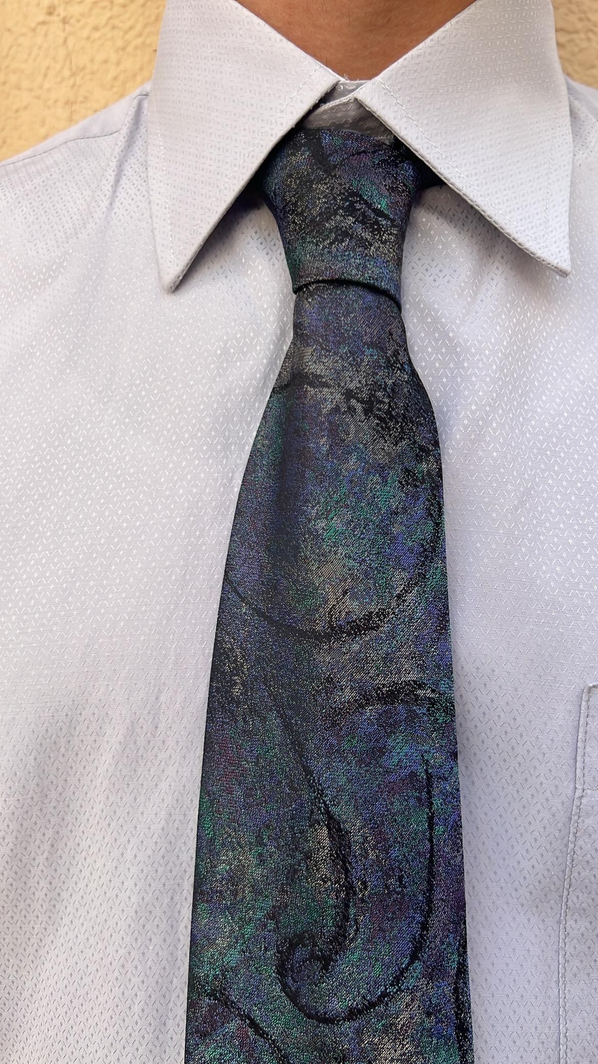 Subtle Paisley Textured Tie_0