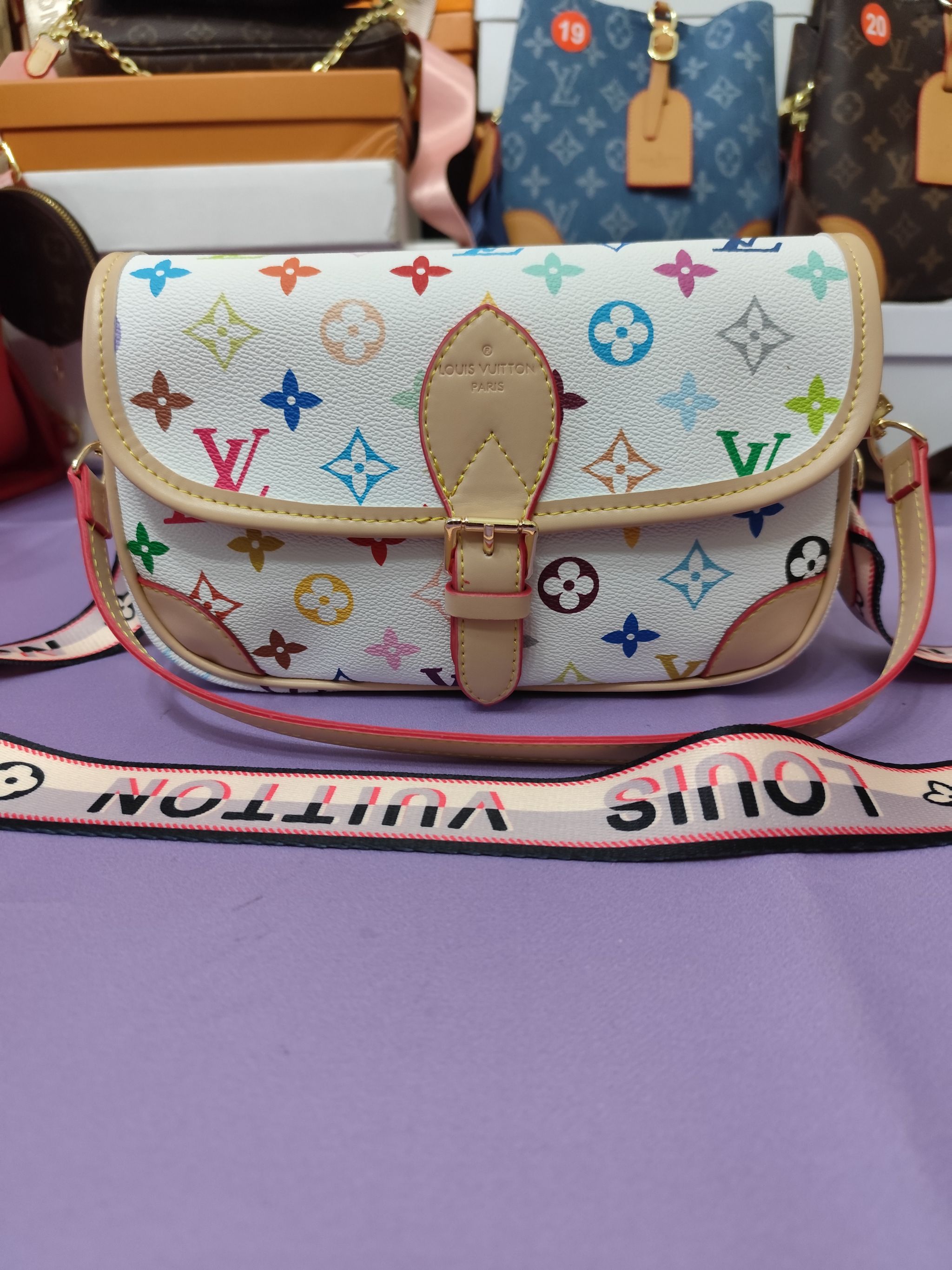 Bolsos LV, modelo Diane, blanco_0