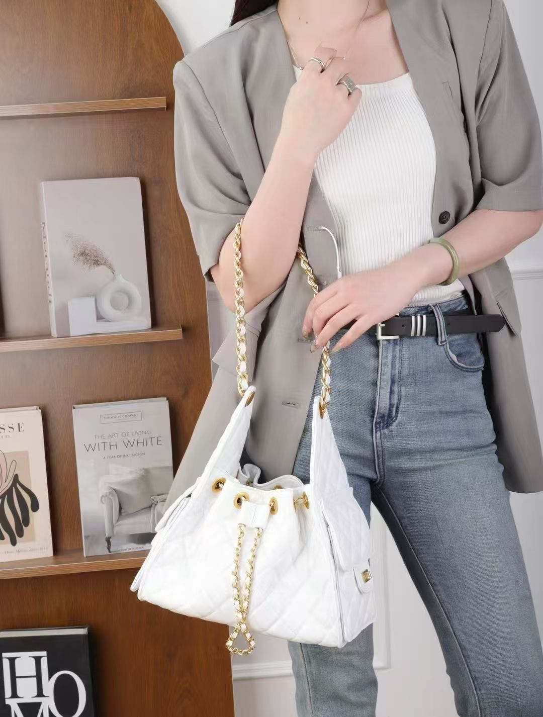 PREORDER] Quilted Lambskin Shoulder Bag_2