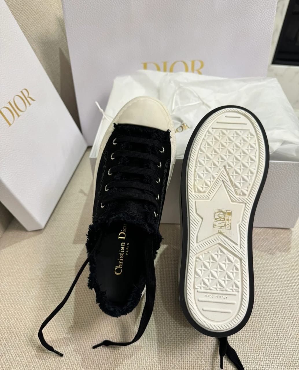 CD Sneakers - black_1