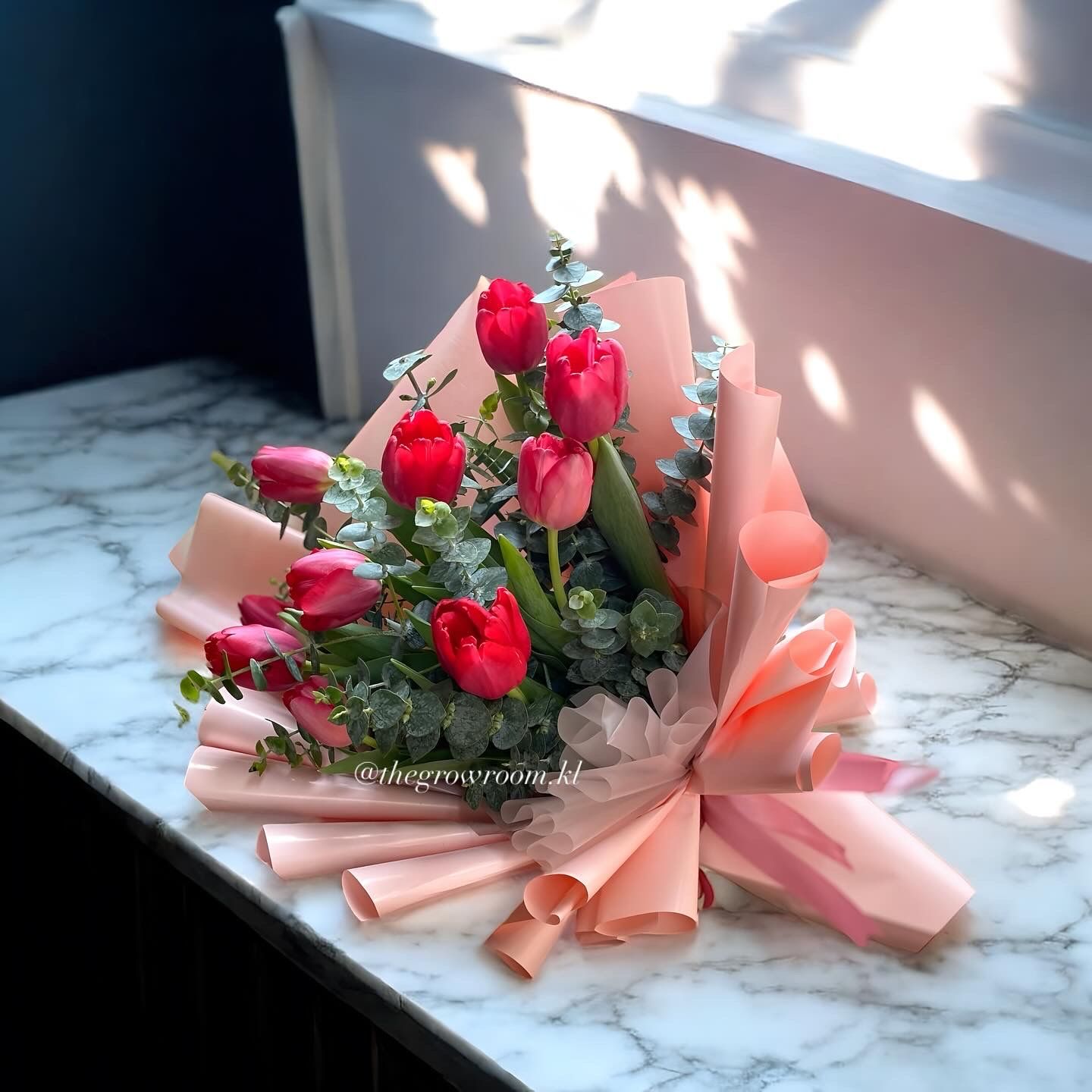 TULIPS BOUQUET WRAP_2