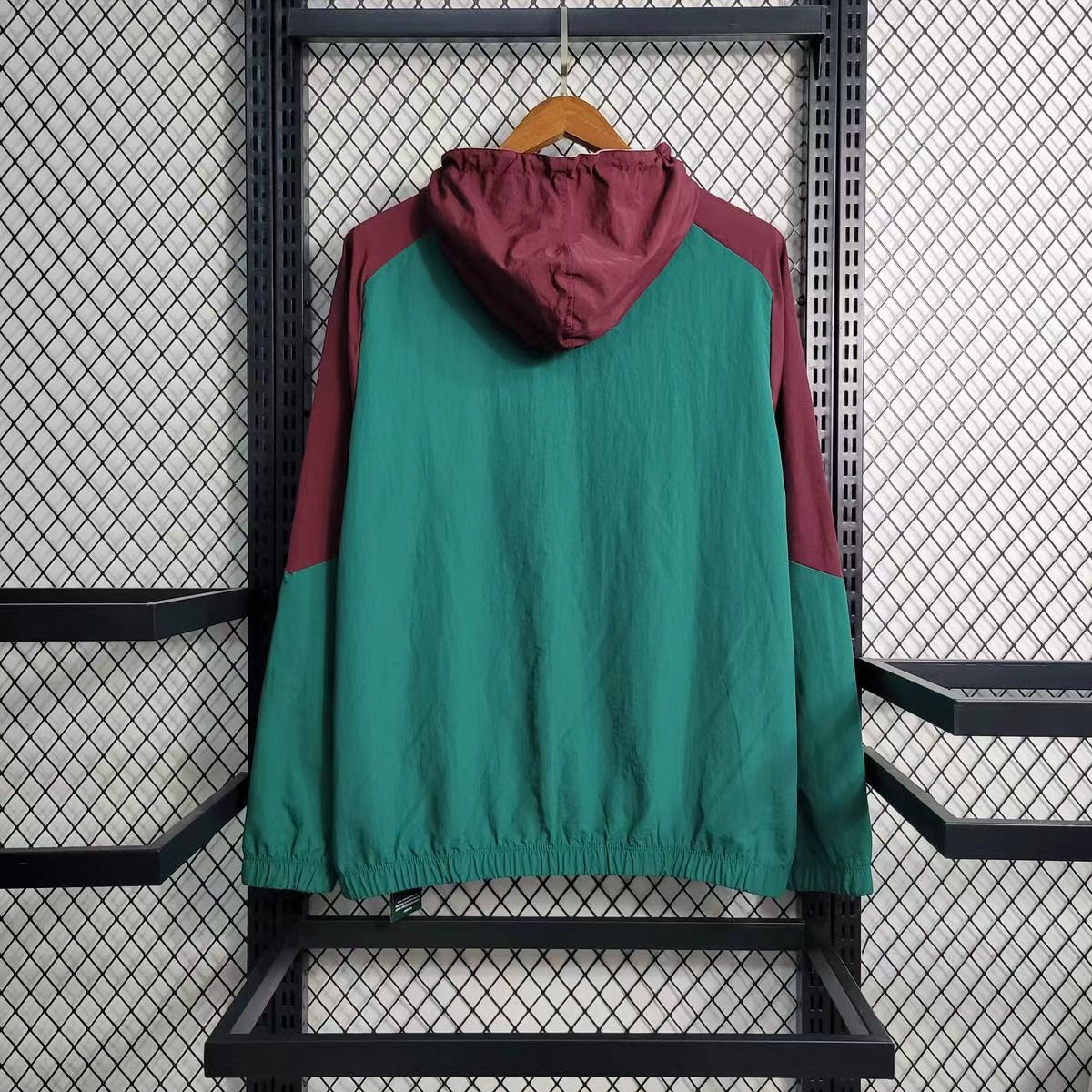 Portugal windbreaker 1 (Claret Red/ Green)_1