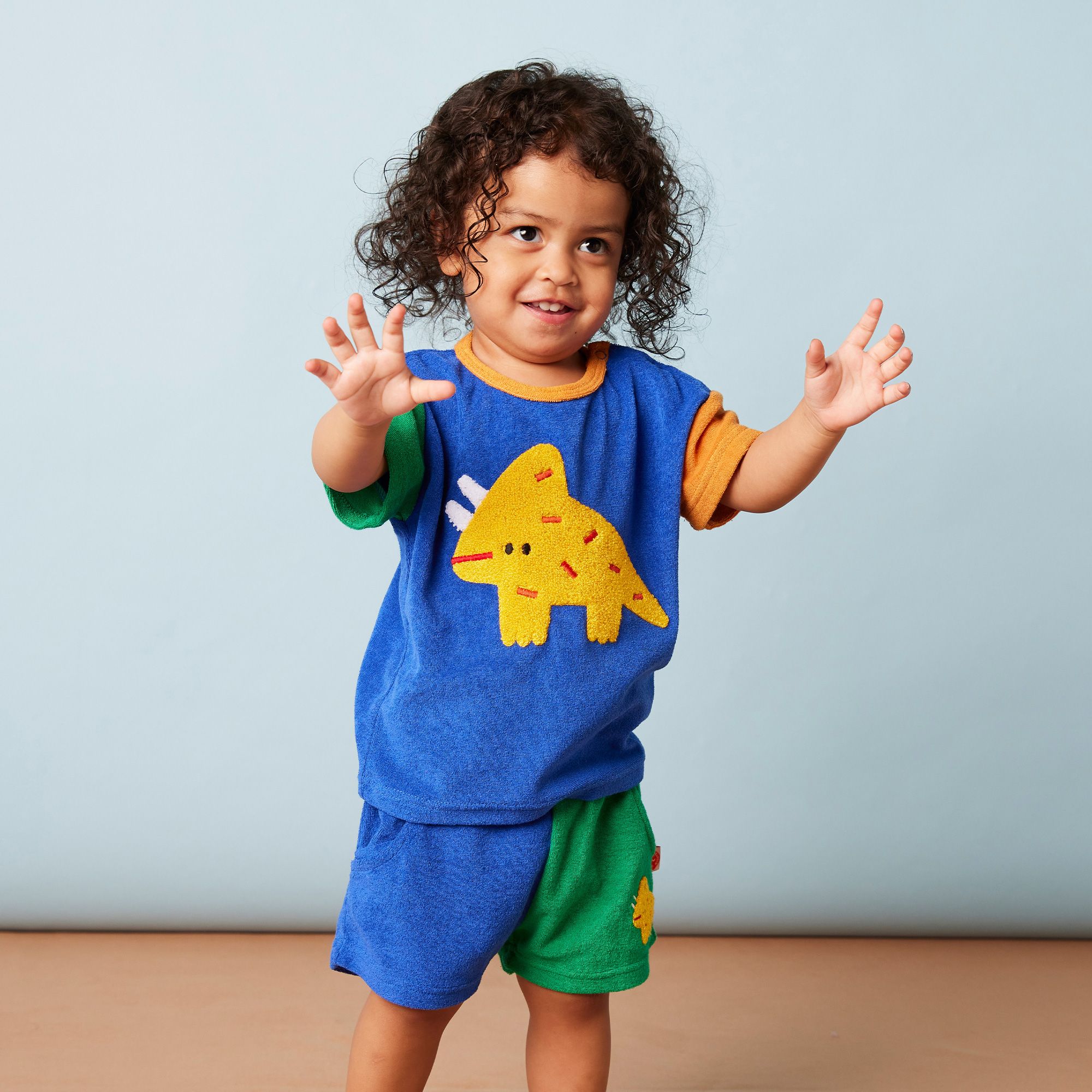 Terry Applique Shorts (Yellow Dinosaur)_1