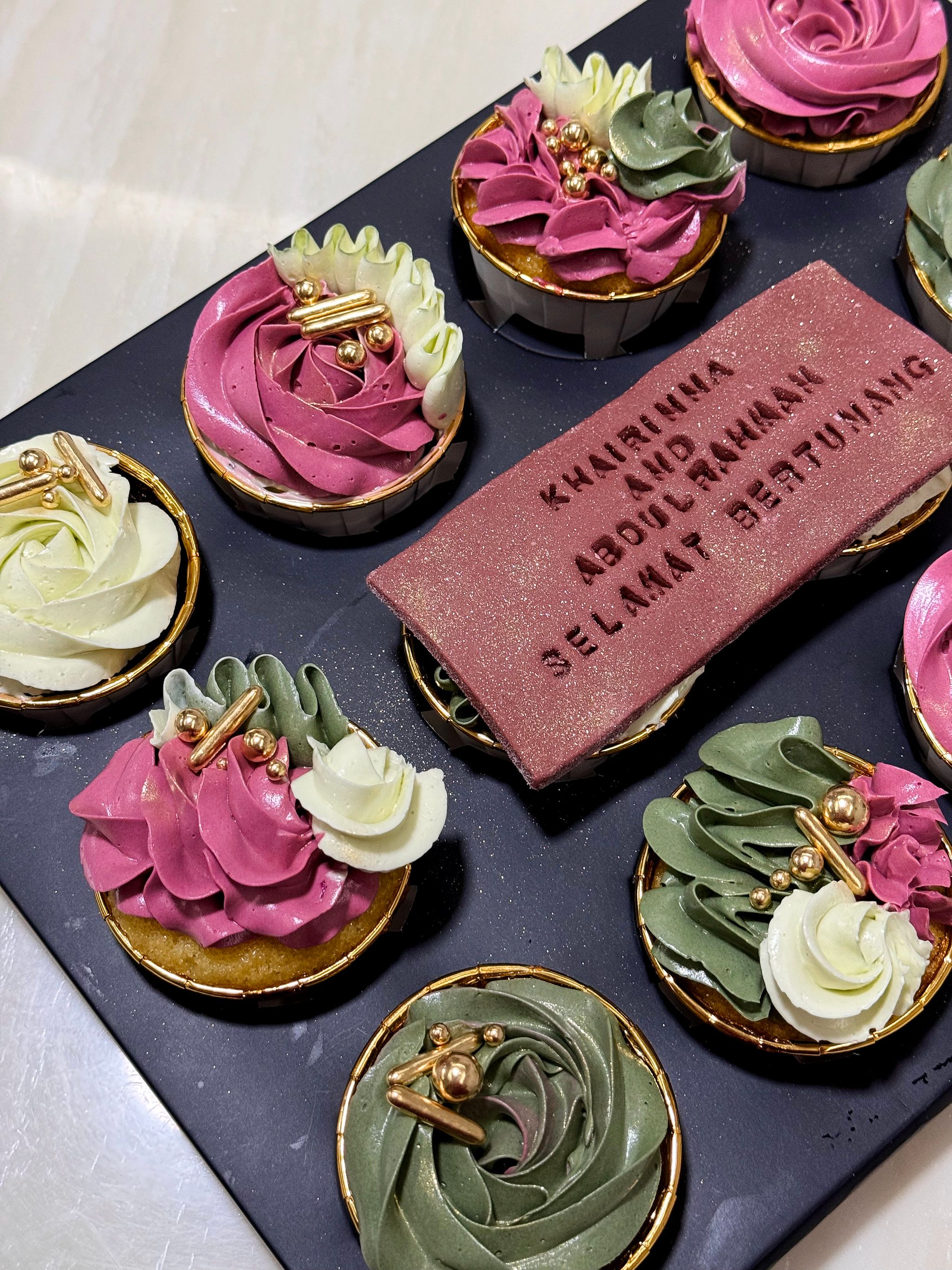 Celebratory Custom Cupcakes_0